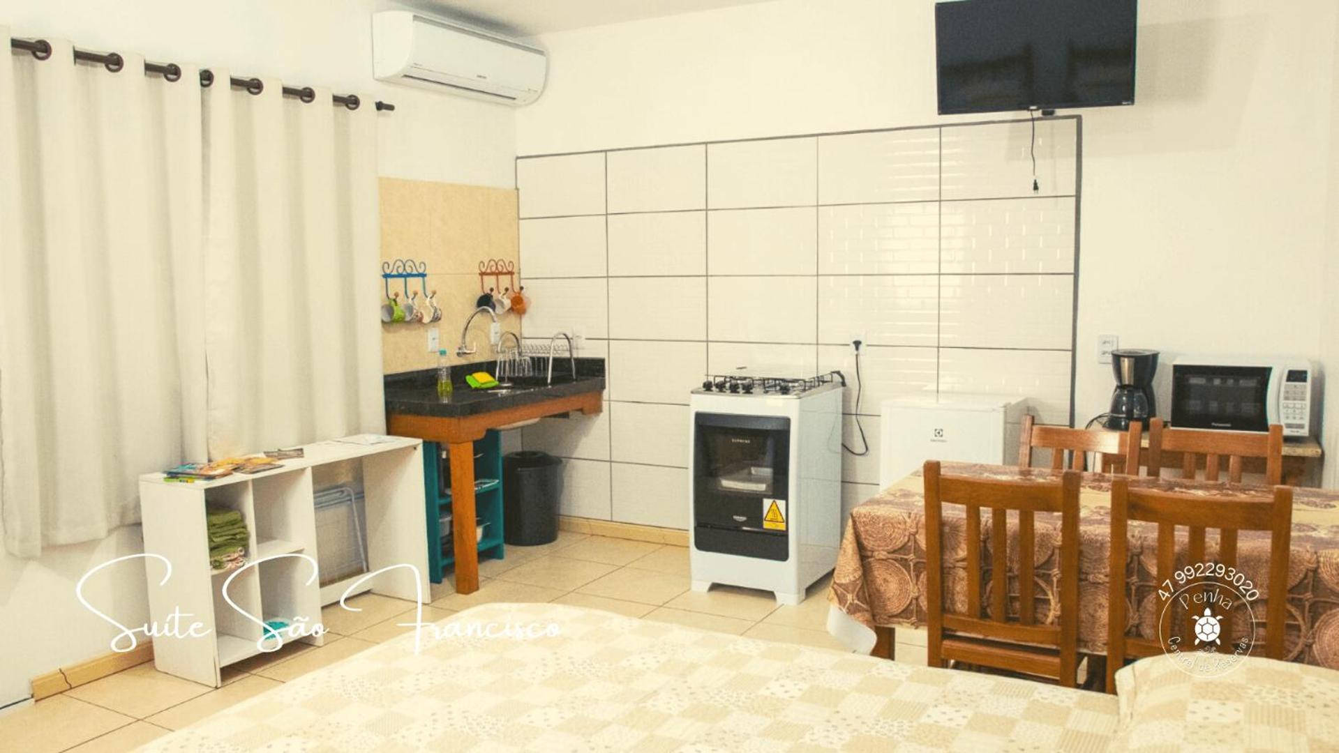 Apartamento Confortavel E Amplo, Proximo Ao Beto Carrero E A Praia Penha  Kültér fotó